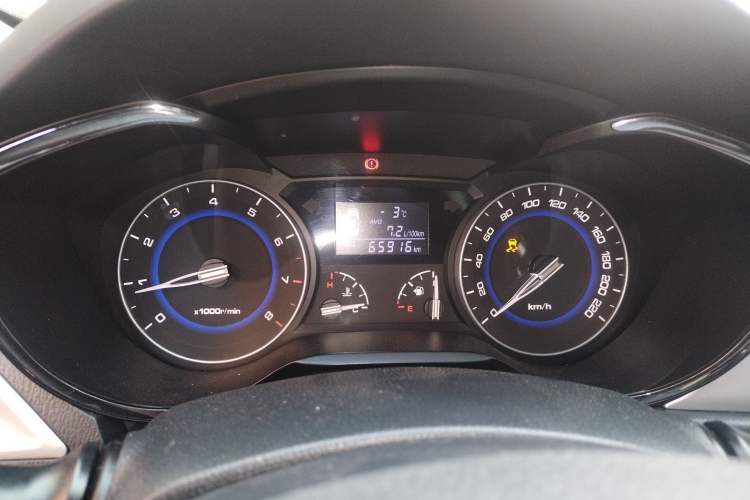 Used CHANGAN Alsvin V7 2015 1.6L Manual Enjoyment Model China IV Standard