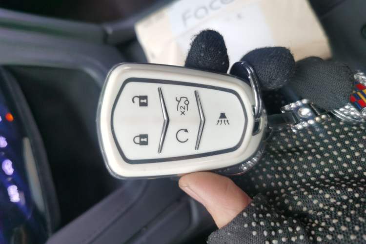 Used Cadillac XT5 2016 25T Luxury Model Interior 1