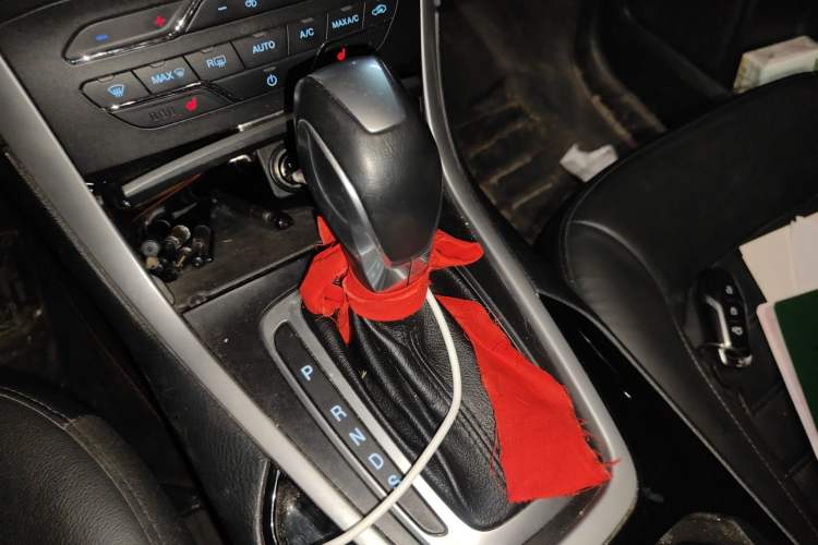 Used Ford Edge 2016 EcoBoost 245 Two-Wheel-Drive Titanium 7-Seater
