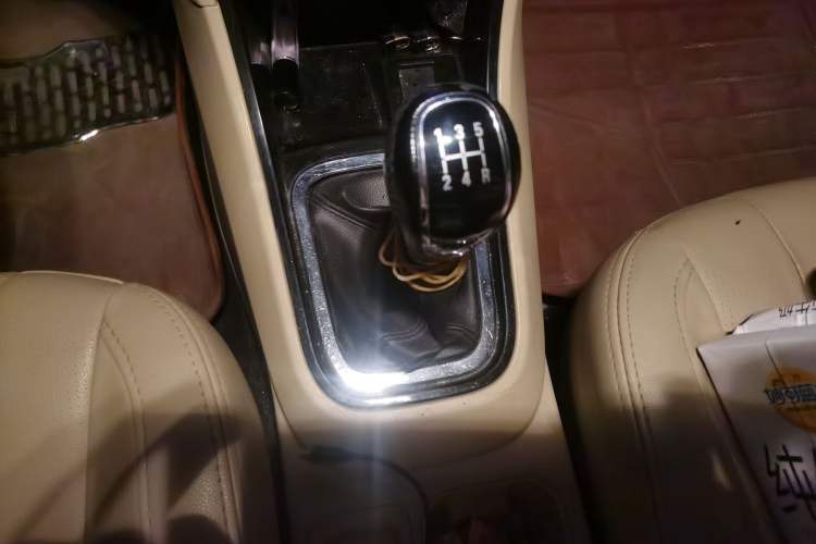 Used Chery E3 2013 1.5L Manual ZhiShang Model