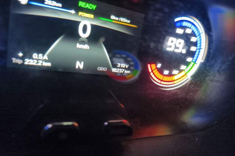 Used CHANGAN KAICHENG Ruixing EM60 2024 260 km Range Liftback Comfort Version 2 Seats 41.86 kWh Odometer Close Up