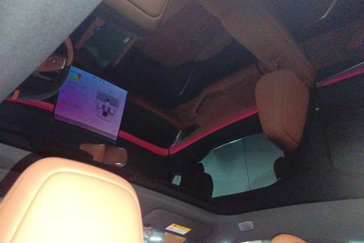 Used ONVO L60 2024 60 kWh All-Wheel Drive