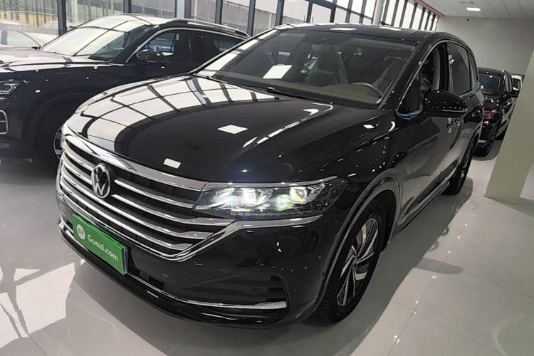 Used Volkswagen Viloran 2024 380TSI Luxury Edition