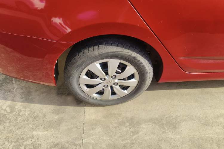 Used Hyundai Verna (older generation) 2014 1.4L Manual Smart GLS Trim