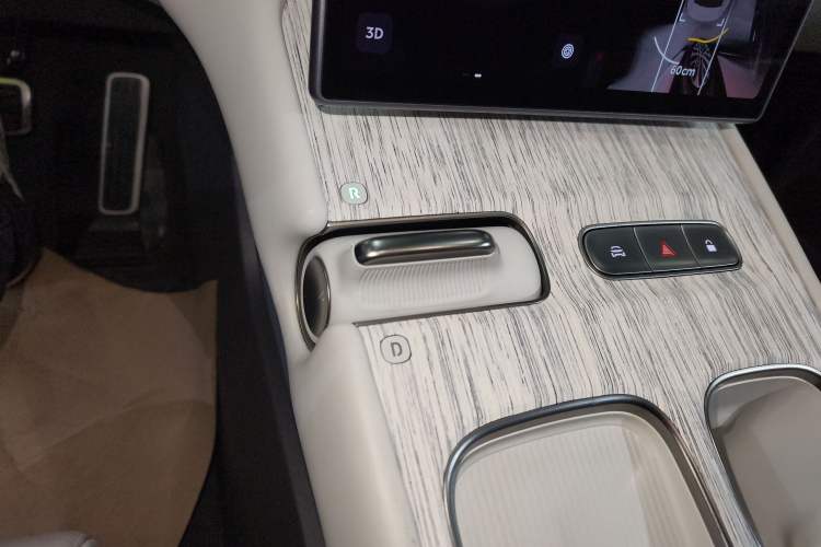 Used Nio ET7 2022 100kWh First Edition Gear Lever