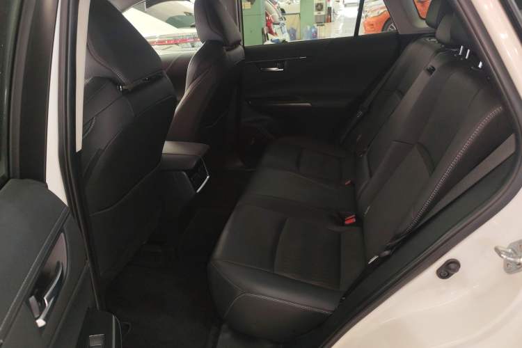 Used Toyota Venza 2023 2.0L CVT Two-Wheel Drive Prestige Version