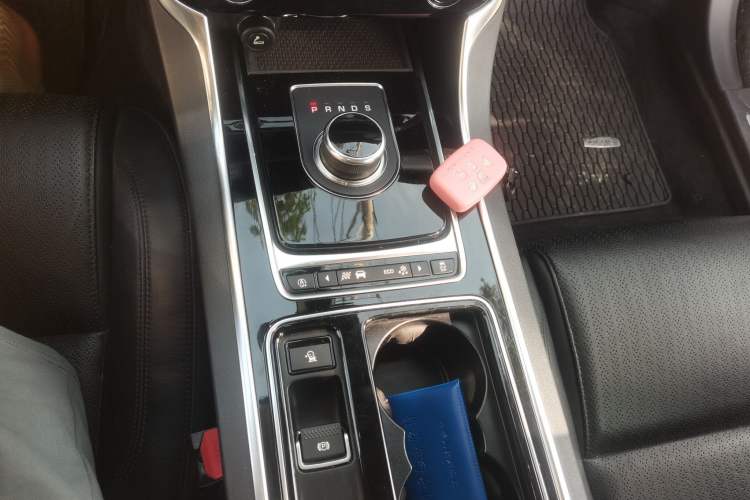 Used Jaguar XF 2018 XF Sportbrake 2.0T 250 PS All-Wheel Drive Luxury Edition