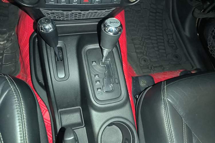 Used Jeep Wrangler 2017 3.0L Sahara Four-Door Comfort Edition