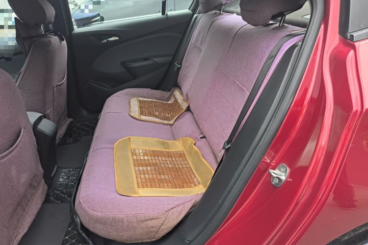 Used Chevrolet Cruze 2017 1.5L Automatic Pioneer Sunroof Edition
