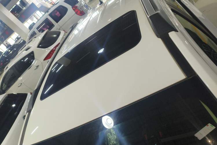 Used Buick Encore 2017 18T Automatic Two-Wheel Drive Urban Leading Model Roof