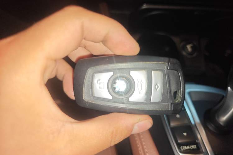 Used BMW 5 Series 2014 520Li Elegant Model