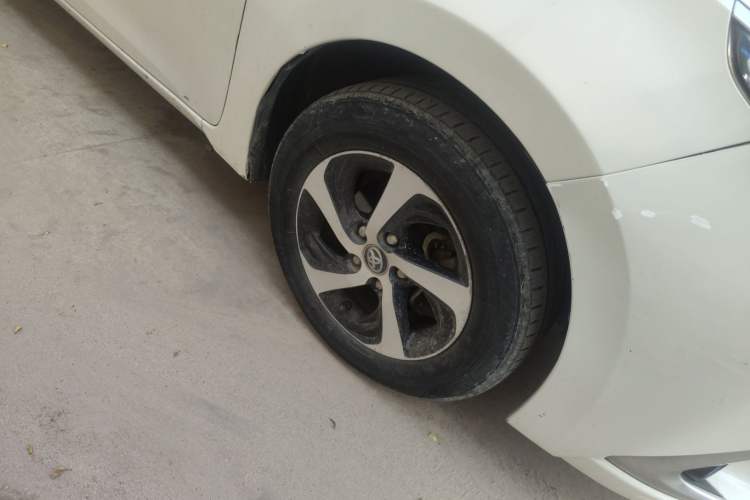 Used Toyota Levin 2017 Revised Dual-Engine 1.8H GS E-CVT Elite Sunroof Version China V Standard