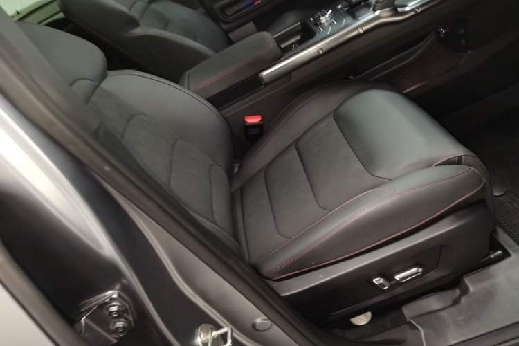 Used JETOUR Traveler 2023 2.0T All-Wheel Drive Conquer PRO