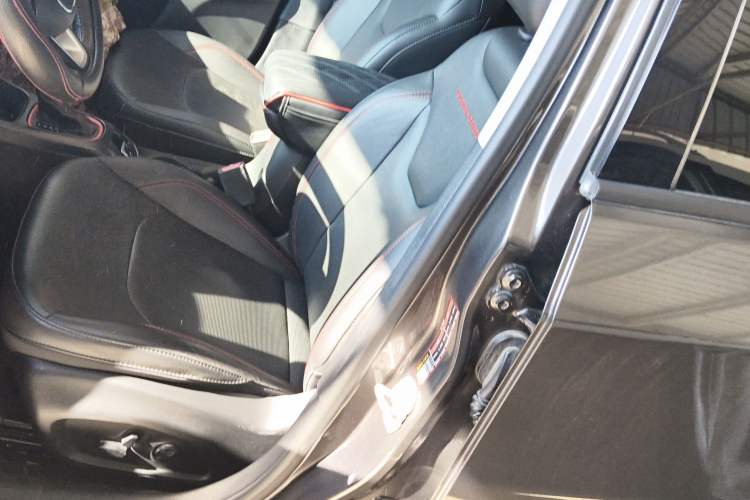 Used Jeep Compass 2017 200TS Automatic High-Performance All-Wheel Drive Edition