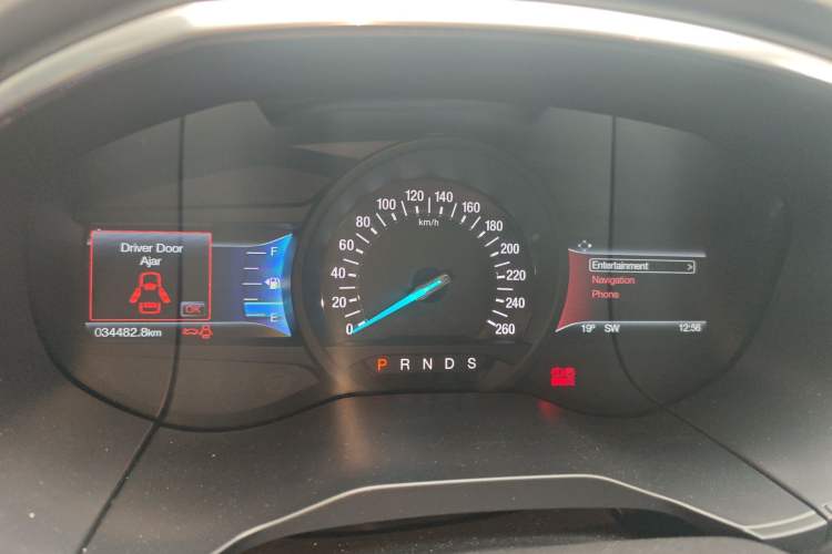 Used Ford Edge 2015 2.0T GTDi 4x4 High-Grade Model
