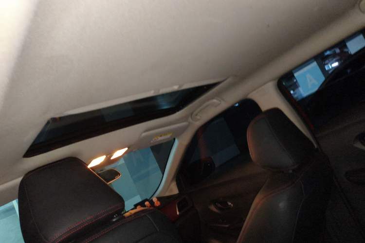 Used Nissan Lannia 2016 1.6L CVT Smart Cool Edition
