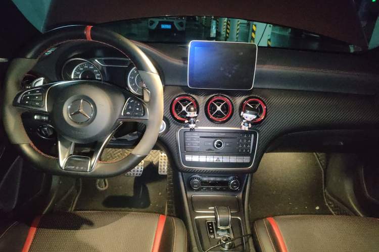 Used Mercedes-Benz A AMG 2017 AMG A 45 4MATIC Center Console