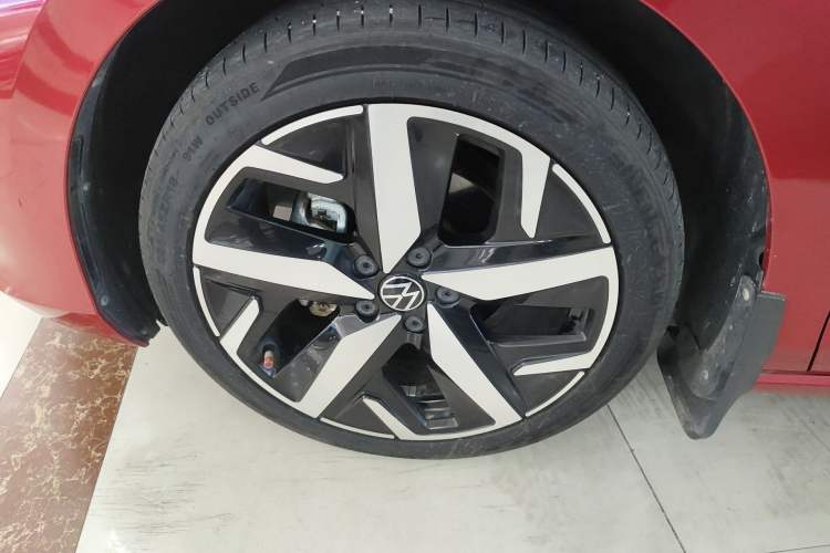 Used Volkswagen Lamando 2023 Lavida L 280TSI DSG Cool & Spicy Edition Exterior 4