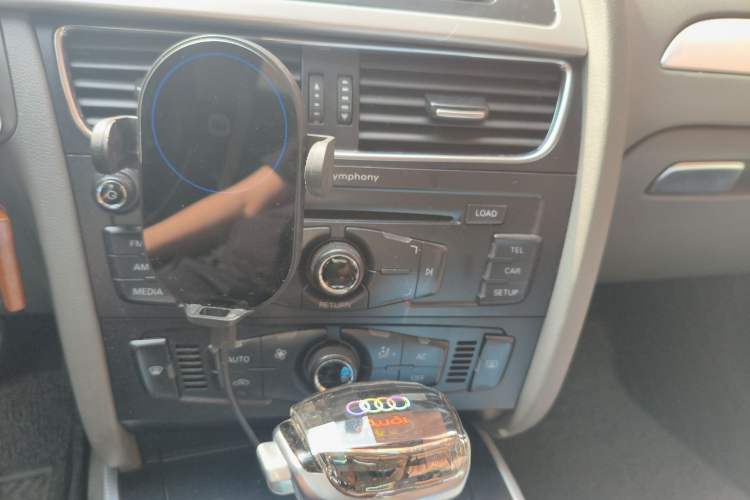 Used Audi A4L 2012 2.0 TFSI automatic standard version