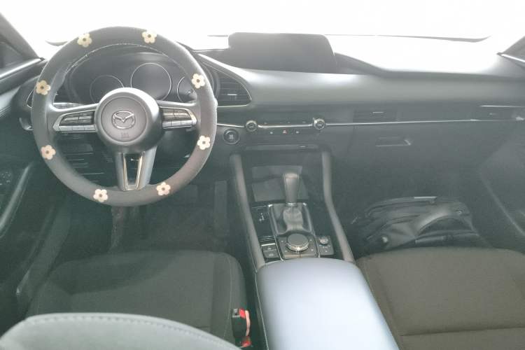 Used Mazda 3 Axela 2023 2.0L Automatic ZhiXuan Edition
