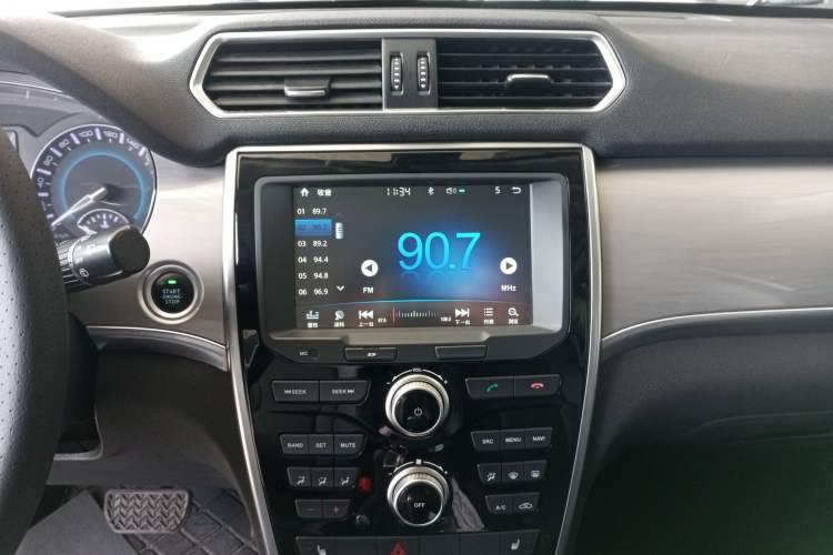 Used Haval H2 2017 Red-Label 1.5T Automatic Two-Wheel Drive Elite Model