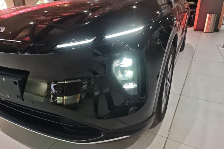 Used Nio EC6 2024 75 kWh Left Front Headlight