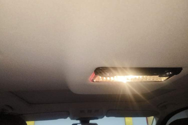 Used BMW 5 Series 2017 525Li Leading Model