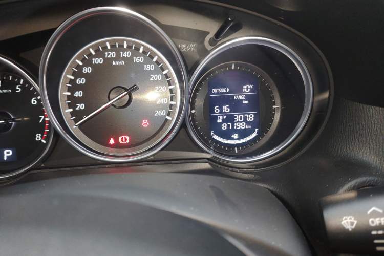 Used Mazda CX-5 2014 2.0L Automatic Two-Wheel Drive Urban Version Odometer Close Up