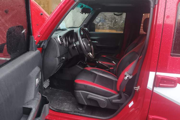 Used BAIC Off-Road BJ40 2017 40L 2.3T Automatic All-Wheel Drive Ring of the Tower Champion Edition
