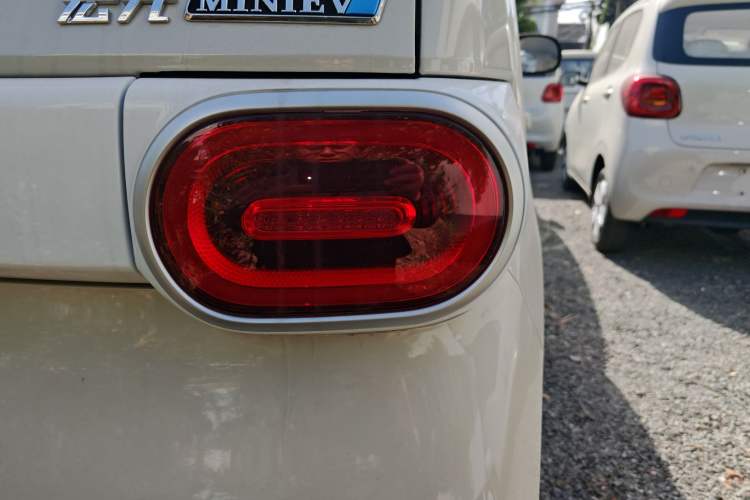 Used Wuling Hongguang MINIEV 2024 3rd Generation 215km Youth Edition