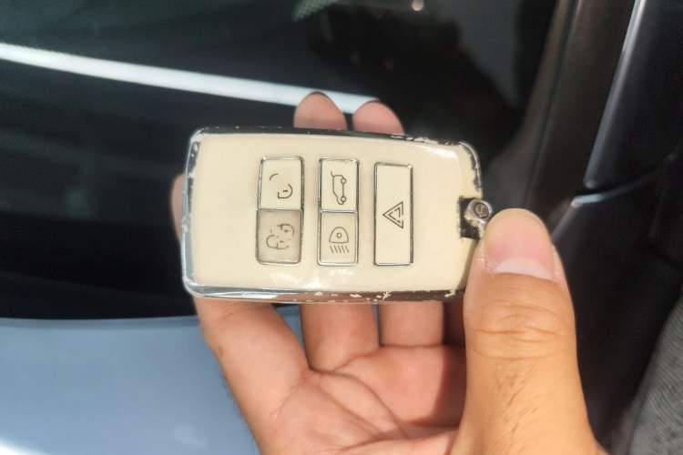 Used Jaguar XEL 2020 2.0T 200 PS S Advanced Elegance Edition
