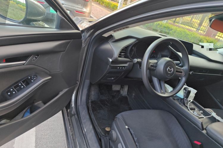 Used Mazda 3 Axela 2021 2.0L Automatic Zhiqing Edition Driver Seat