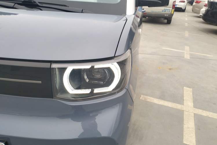 Used Wuling Hongguang MINIEV 2022 Macaron Premium Model – Lithium Iron Phosphate