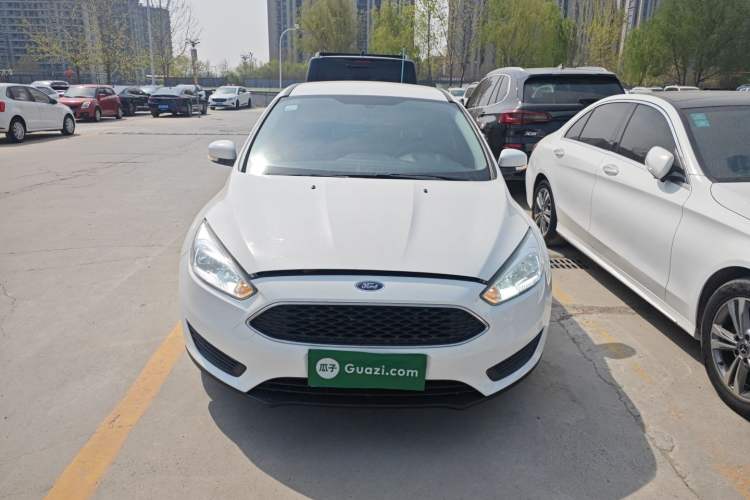 Used Ford Focus 2018 Hatchback Classic 1.6L Automatic Comfort Plus SmartDrive Edition