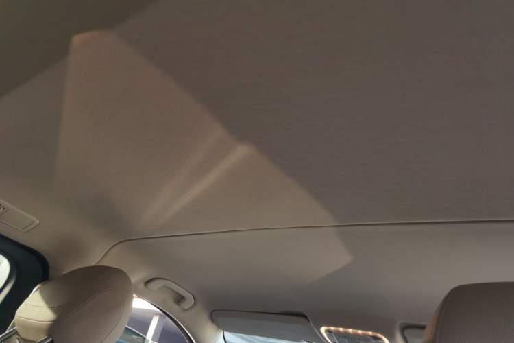 Used Mercedes-Benz Vito 2023 2.0T Business Version 7 Seats Headliner