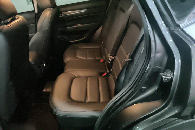 Used Mazda CX-5 2020 2.0L Automatic Two-Wheel Drive ZhiZun Version Left Rear Seat