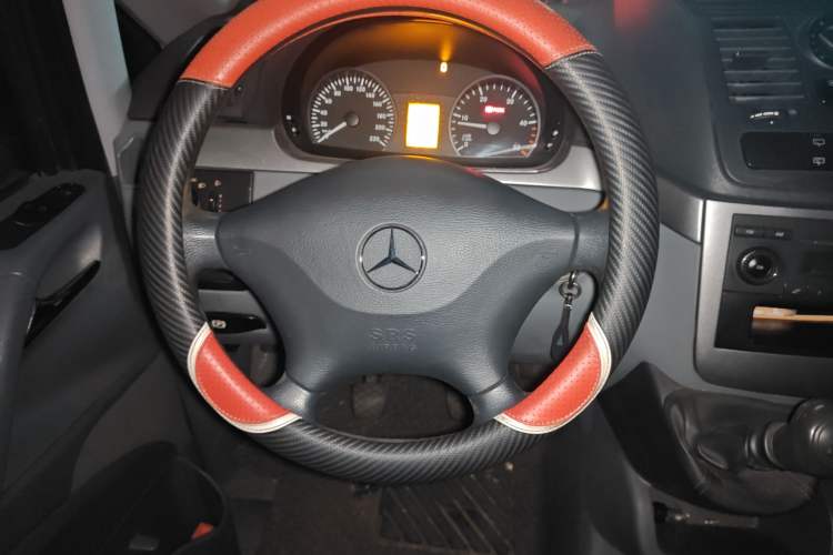 Used Mercedes-Benz Vito 2013 2.1T Elite Edition
