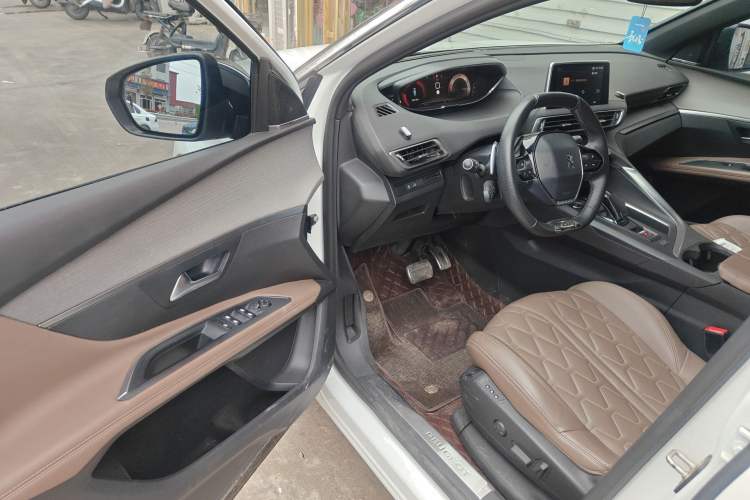 Used Peugeot 5008 2017 380THP 7-Seater Luxury GT Edition Driver Seat