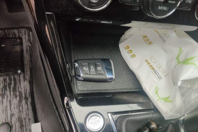 Used Volkswagen Passat 2019 330TSI Luxury Edition China VI Standard
