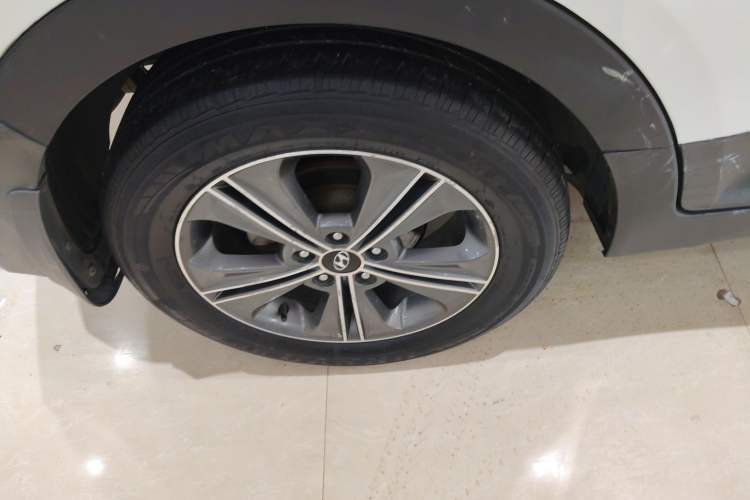 Used Hyundai ix25 2015 1.6L Automatic Two-Wheel Drive Smart GLS Trim
