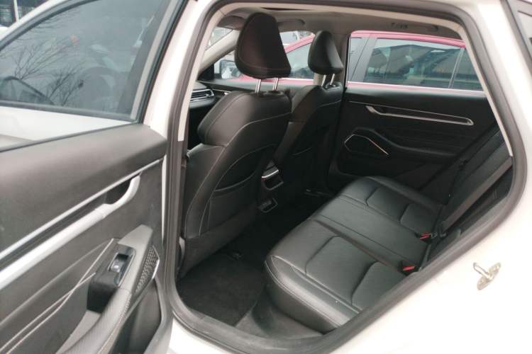 Used Geely Auto Emgrand 2023 4th Generation Champion Edition 1.5L Manual Luxury Model