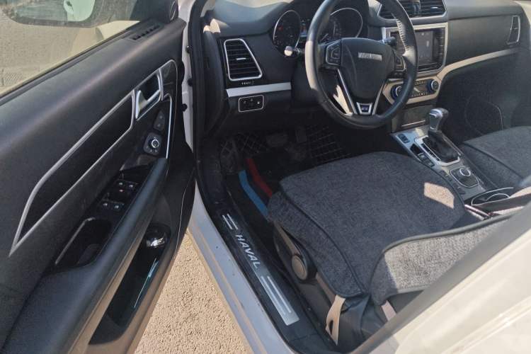 Used Haval H6 Coupe 2016 Blue Label 1.5T Automatic Two-Wheel Drive Urban Model