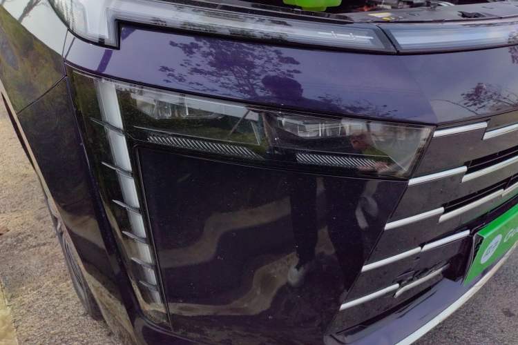 Used GAC Trumpchi E8 New Energy 2024 150km MAX Right Front Headlight