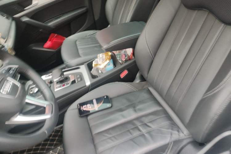 Used Audi Q5L 2020 Updated 40 TFSI Prestige Fashion Edition Left Front Seat