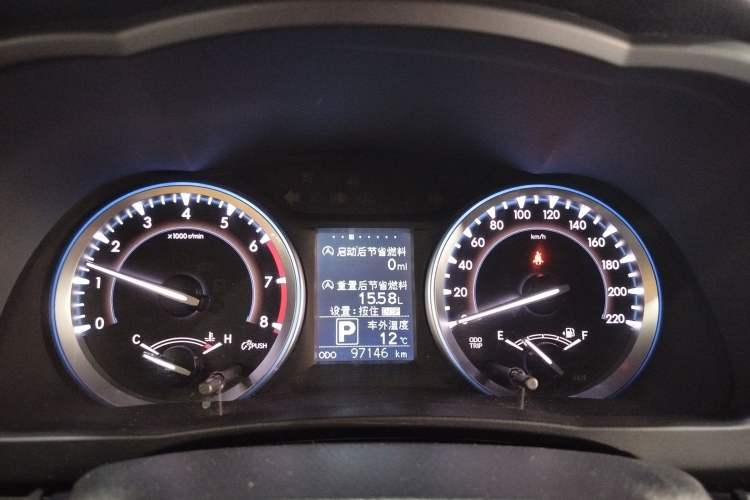 Used Toyota Highlander 2017 2.0T Four-Wheel Drive Luxury Edition 7 Seats