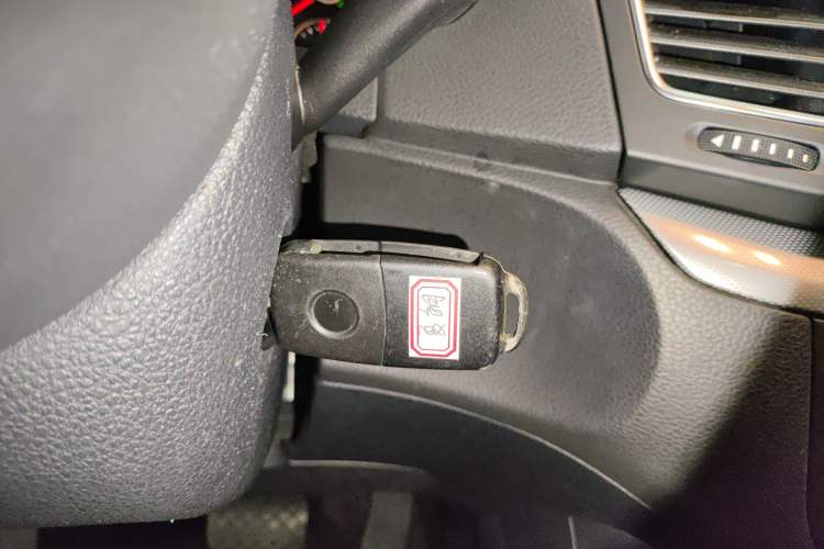 Used Volkswagen Sharan 2013 2.0 TSI Comfort Model