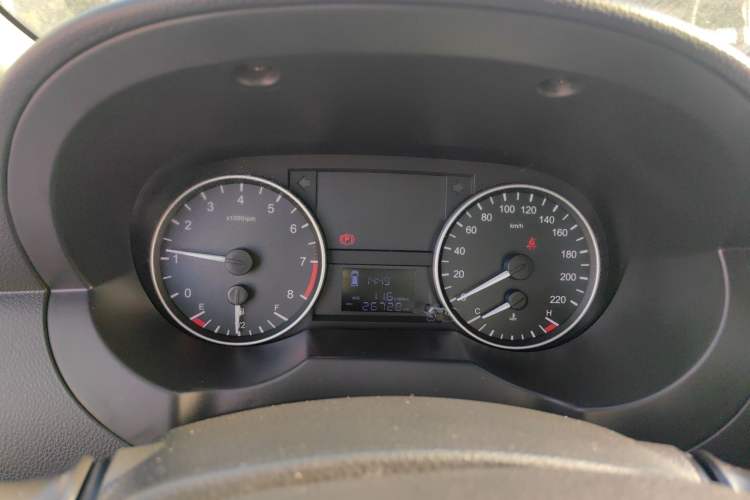 Used JAC Refine M3 2019 1.8L 2-Seat Shuttle Version