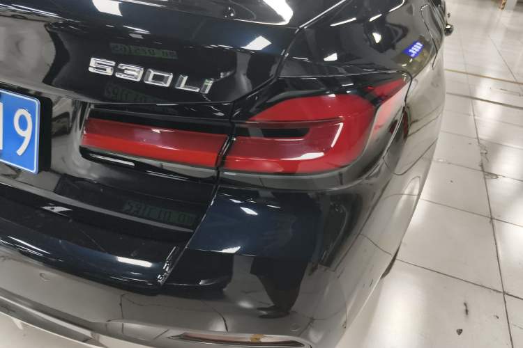 Used BMW 5 Series 2023 Restyled 530Li Leading Edition M Sport Package