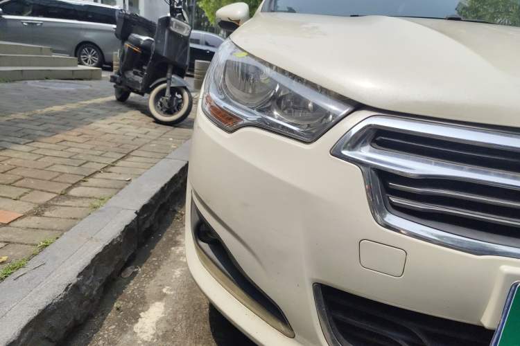 Used Citroen C4L 2014 1.8L Intelligent Drive Manual Enjoyment Model
