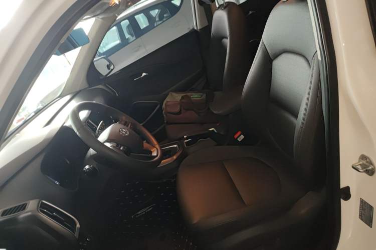 Used Hyundai ix35 2020 2.0L Automatic 2WD Zhiyong·Changxiang Edition Left Front Seat